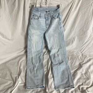American Eagle Outfitters Light Wash Stretch Denim Jeans